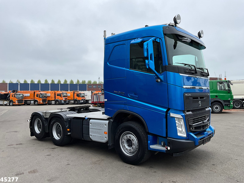 Volvo FH 540 6x4 Euro 6 Kiphydrauliek hefbare aangedreven as - شاحنة جرار: صور 3 Volvo FH 540 6x4 Euro 6 Kiphydrauliek hefbare aangedreven as - شاحنة جرار: صور 3