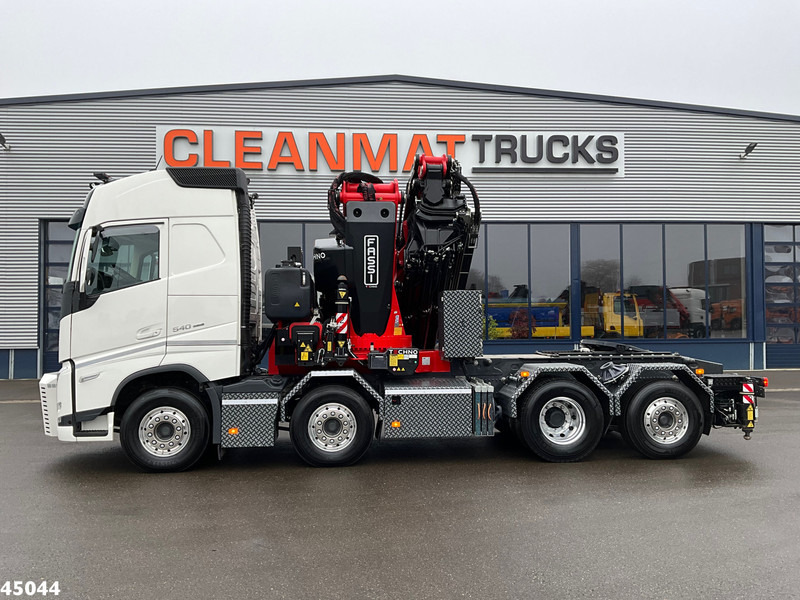 Volvo FH 540 8x2 Fassi 145 Tonmeter laadkraan + Fly-JIb Just 7.187 Km! Demo voertuig! - شاحنة كرين: صور 5 Volvo FH 540 8x2 Fassi 145 Tonmeter laadkraan + Fly-JIb Just 7.187 Km! Demo voertuig! - شاحنة كرين: صور 5