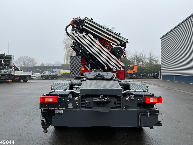 Volvo FH 540 8x2 Fassi 145 Tonmeter laadkraan + Fly-JIb Just 7.187 Km! Demo voertuig! - شاحنة جرار: صور 3 Volvo FH 540 8x2 Fassi 145 Tonmeter laadkraan + Fly-JIb Just 7.187 Km! Demo voertuig! - شاحنة جرار: صور 3