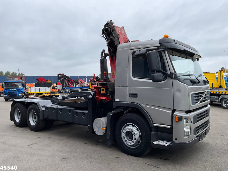 Volvo FM 340 6x4 Fassi 19 Tonmeter laadkraan - شاحنة ذات الخطاف, شاحنة كرين: صور 5 Volvo FM 340 6x4 Fassi 19 Tonmeter laadkraan - شاحنة ذات الخطاف, شاحنة كرين: صور 5