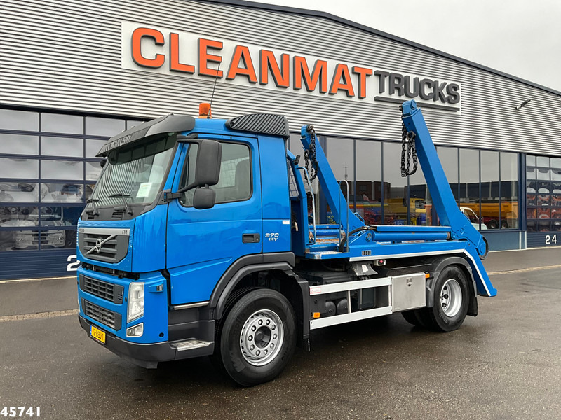 Volvo FM 370 Hiab 14 Ton portaalarmsysteem - شاحنات قابلة للفك شاحنة: صور 1 Volvo FM 370 Hiab 14 Ton portaalarmsysteem - شاحنات قابلة للفك شاحنة: صور 1