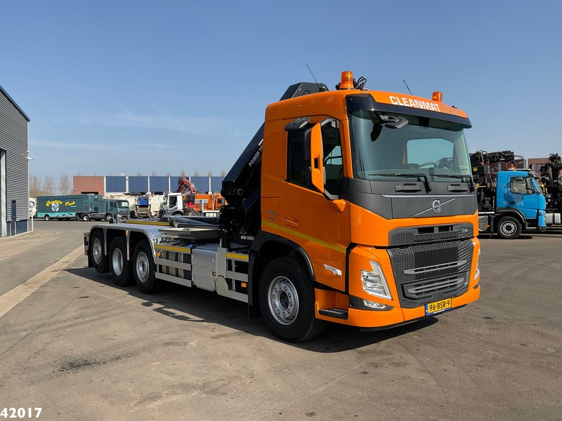 Volvo FM 420 8x2 HMF 28 Tonmeter laadkraan - شاحنة ذات الخطاف, شاحنة كرين: صور 5 Volvo FM 420 8x2 HMF 28 Tonmeter laadkraan - شاحنة ذات الخطاف, شاحنة كرين: صور 5