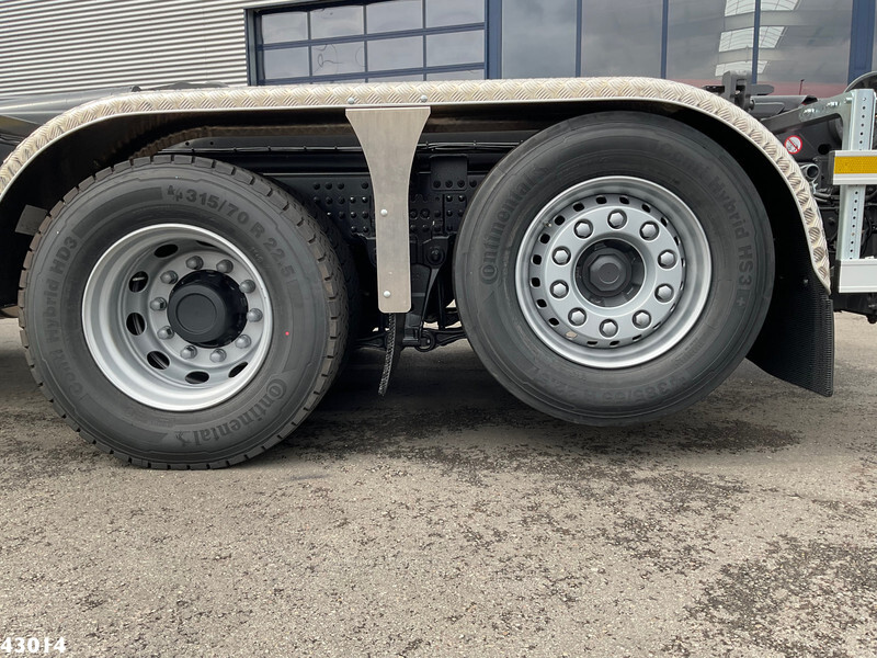 شاحنة ذات الخطاف, شاحنة كرين Volvo FM 430 HMF 23 Tonmeter laadkraan: صور 12