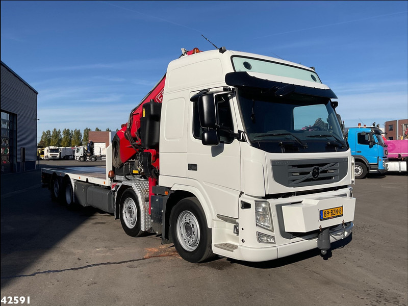 Volvo FM 540 8x2 Fassi 110 Tonmeter laadkraan - شاحنة كرين: صور 3 Volvo FM 540 8x2 Fassi 110 Tonmeter laadkraan - شاحنة كرين: صور 3
