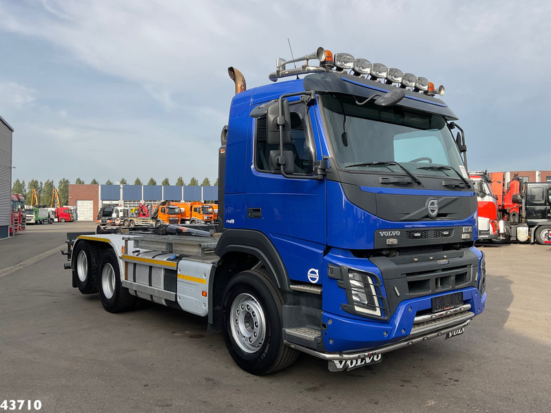 Volvo FMX 460 6x4 Euro 6 AJK haakarmsysteem - شاحنة ذات الخطاف: صور 5 Volvo FMX 460 6x4 Euro 6 AJK haakarmsysteem - شاحنة ذات الخطاف: صور 5