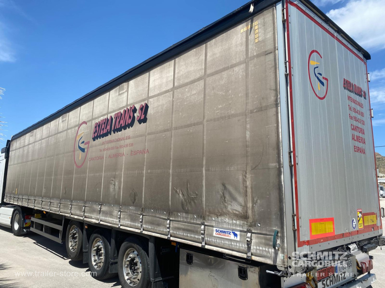 SCHMITZ Semiremolque Lona Standard - الخيمة نصف مقطورة: صور 1 SCHMITZ Semiremolque Lona Standard - الخيمة نصف مقطورة: صور 1