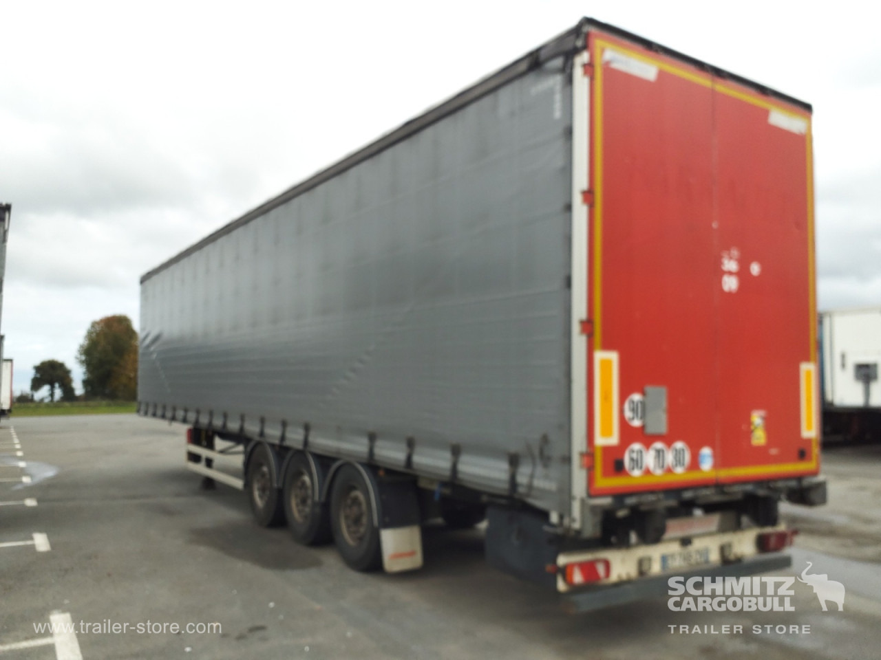 FRUEHAUF Curtainsider Standard - الخيمة نصف مقطورة: صور 3 FRUEHAUF Curtainsider Standard - الخيمة نصف مقطورة: صور 3