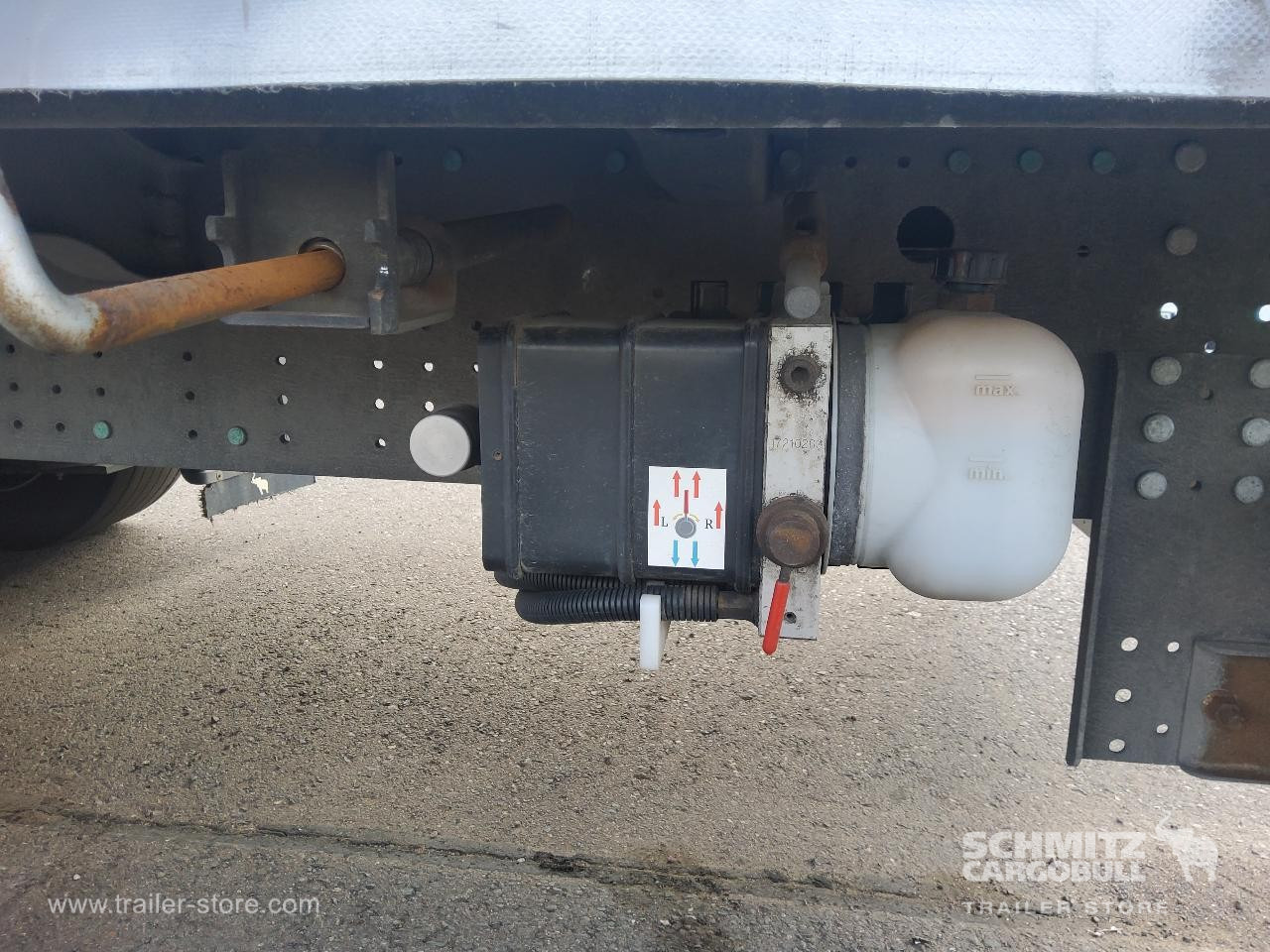 SCHMITZ Auflieger Curtainsider Mega - الخيمة نصف مقطورة: صور 3 SCHMITZ Auflieger Curtainsider Mega - الخيمة نصف مقطورة: صور 3