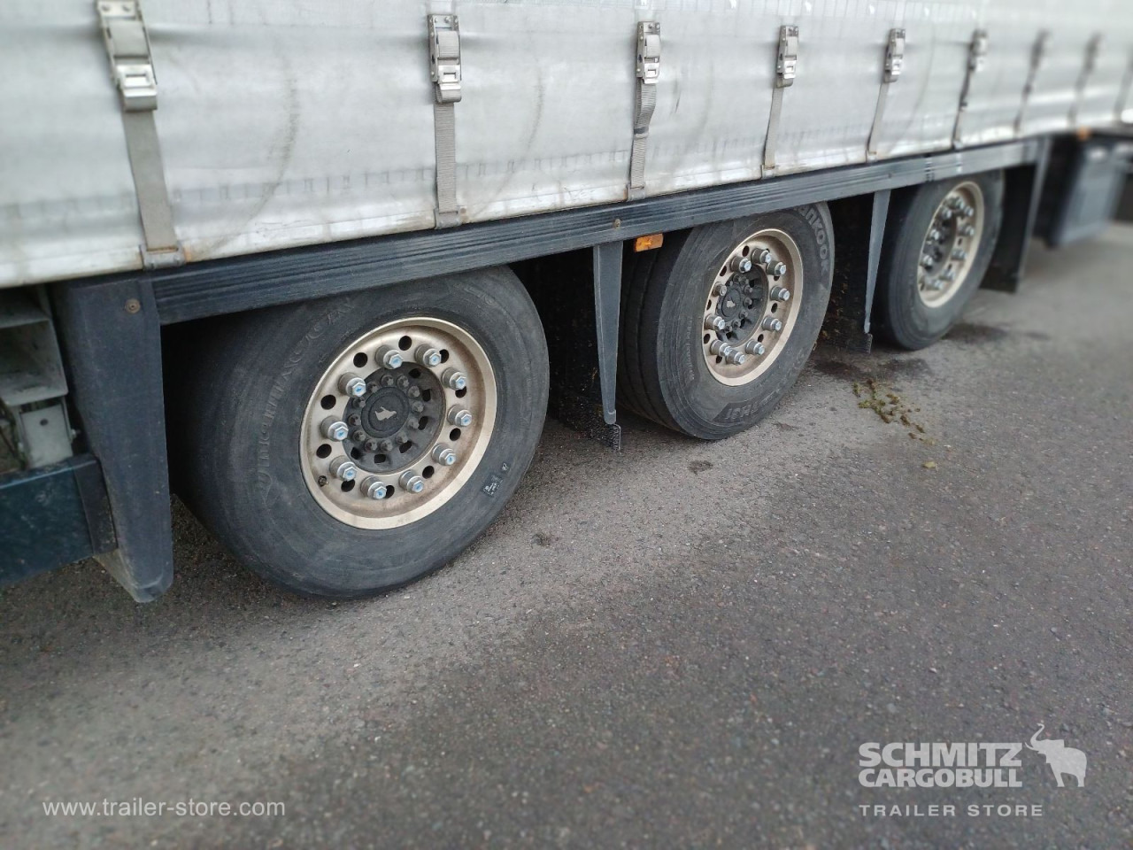 SCHMITZ Auflieger Curtainsider Mega - الخيمة نصف مقطورة: صور 3 SCHMITZ Auflieger Curtainsider Mega - الخيمة نصف مقطورة: صور 3
