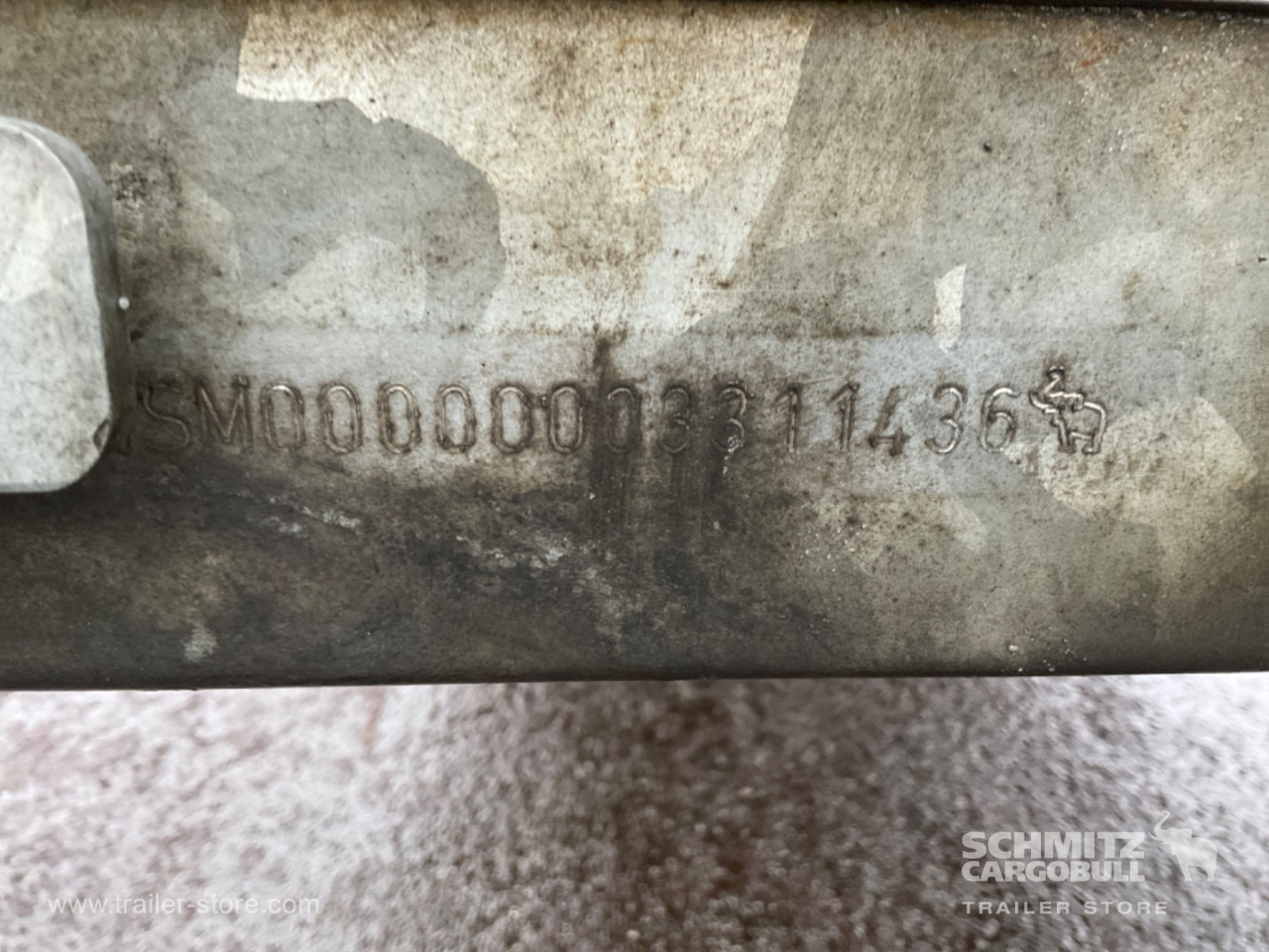 SCHMITZ Curtainsider Standard Forklift holder - الخيمة نصف مقطورة: صور 3 SCHMITZ Curtainsider Standard Forklift holder - الخيمة نصف مقطورة: صور 3