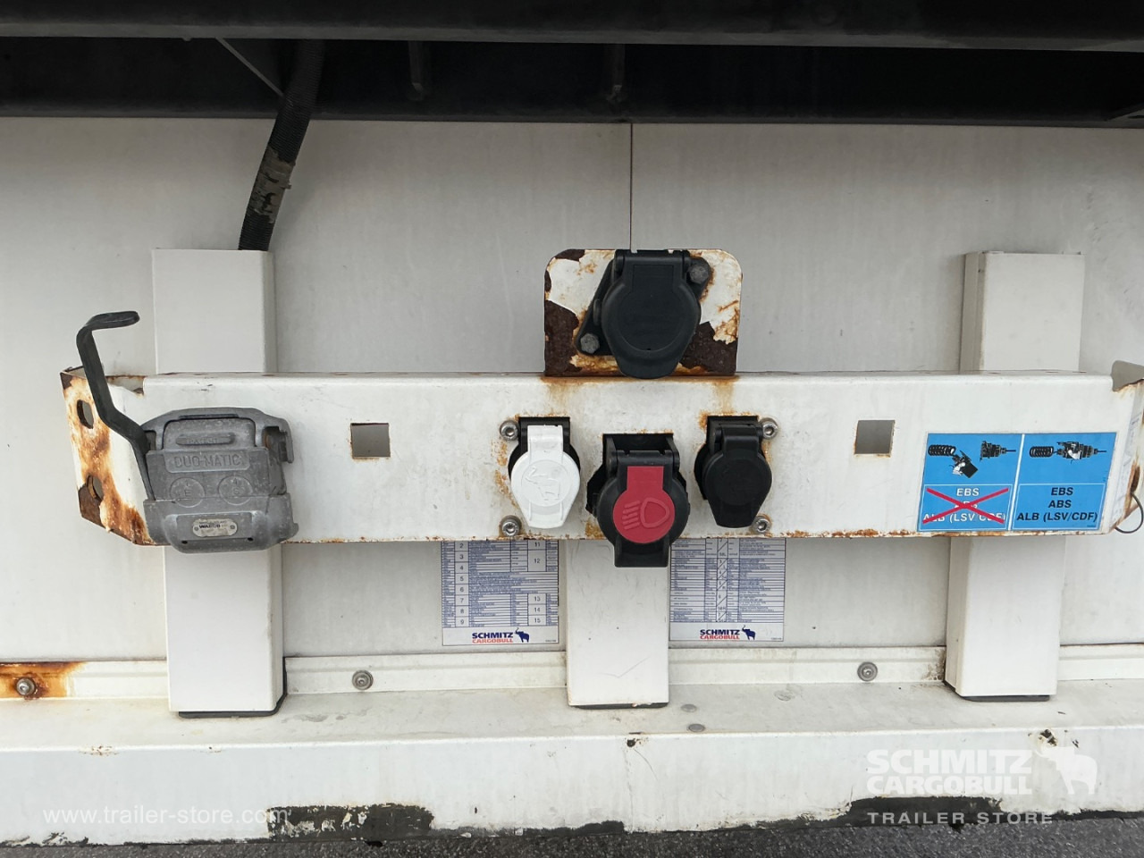 SCHMITZ Reefer Multitemp Double deck - متساوي نصف مقطورة: صور 4 SCHMITZ Reefer Multitemp Double deck - متساوي نصف مقطورة: صور 4