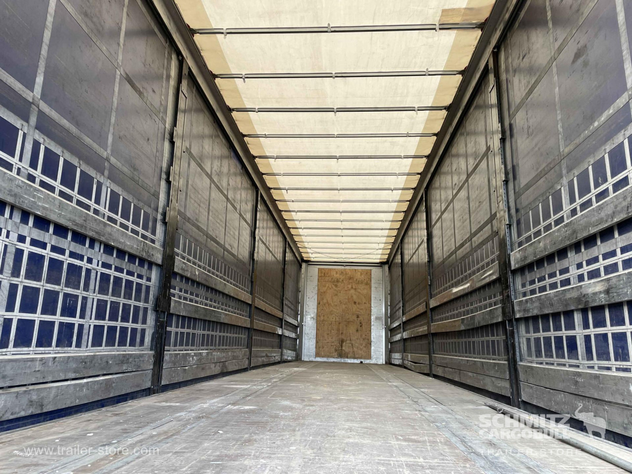 LECI TRAILER Semiremolque Lona Standard - الخيمة نصف مقطورة: صور 4 LECI TRAILER Semiremolque Lona Standard - الخيمة نصف مقطورة: صور 4