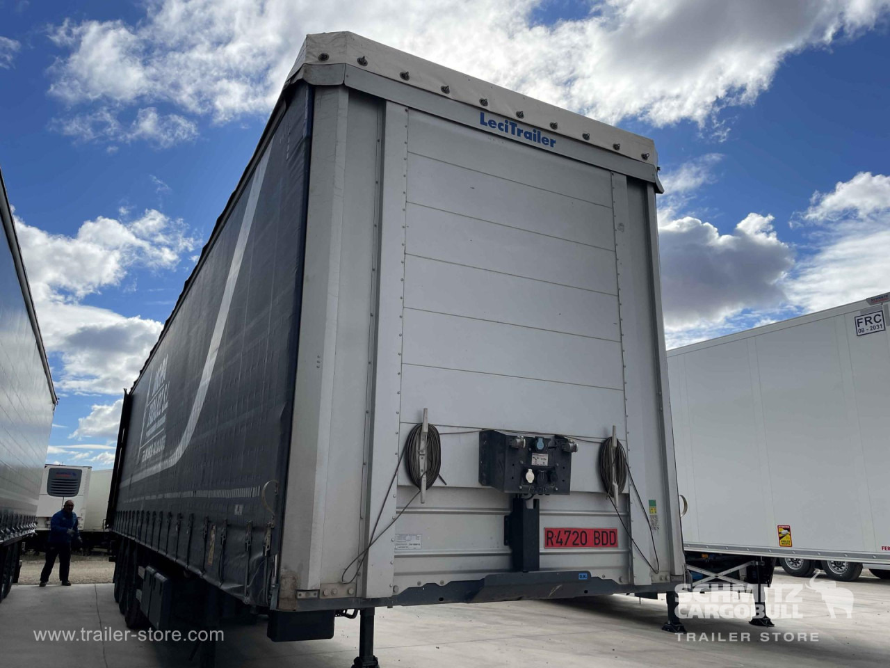 LECI TRAILER Semiremolque Lona Standard - الخيمة نصف مقطورة: صور 1 LECI TRAILER Semiremolque Lona Standard - الخيمة نصف مقطورة: صور 1