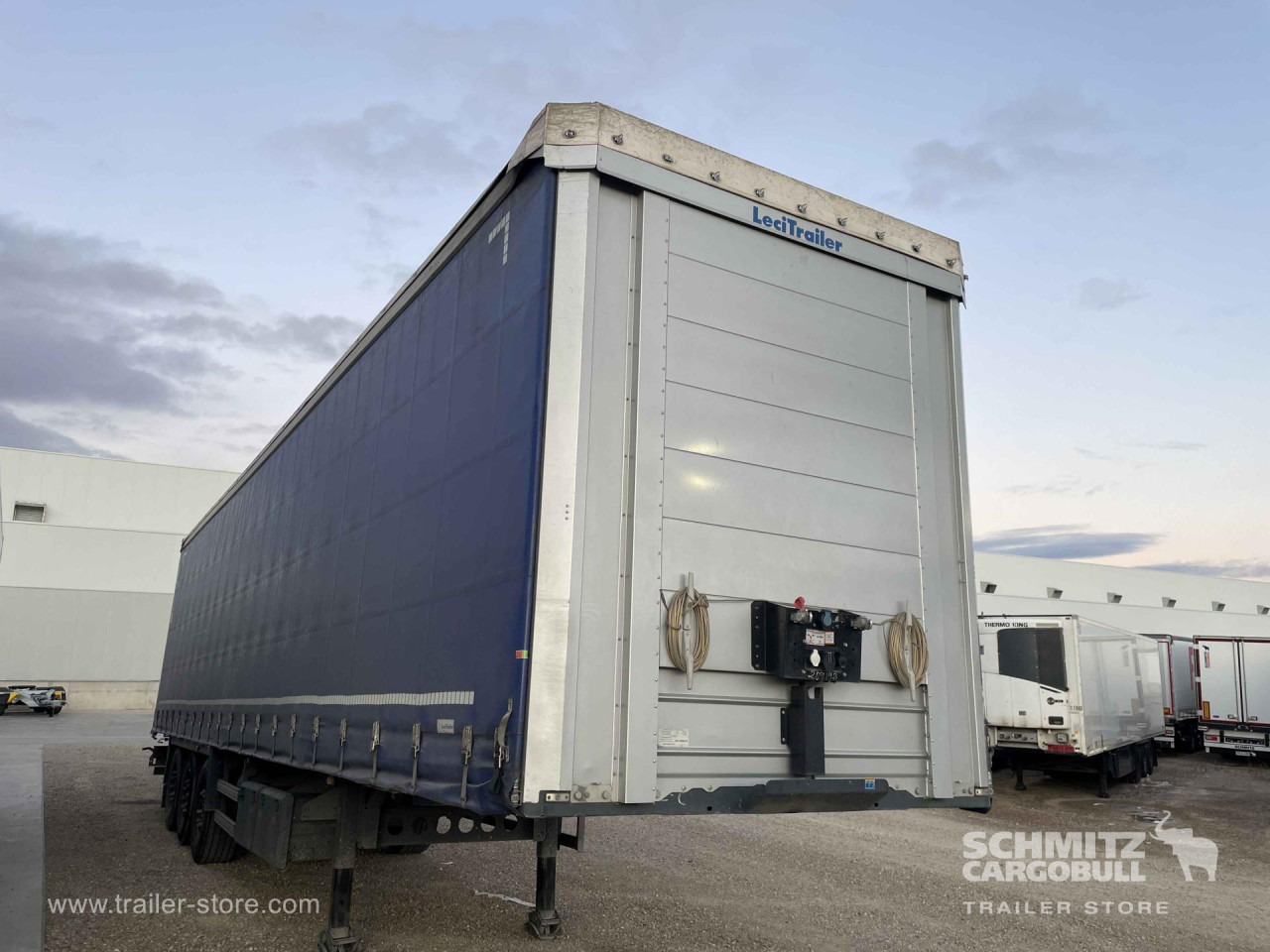 LECI TRAILER Semiremolque Lona Standard - الخيمة نصف مقطورة: صور 1 LECI TRAILER Semiremolque Lona Standard - الخيمة نصف مقطورة: صور 1