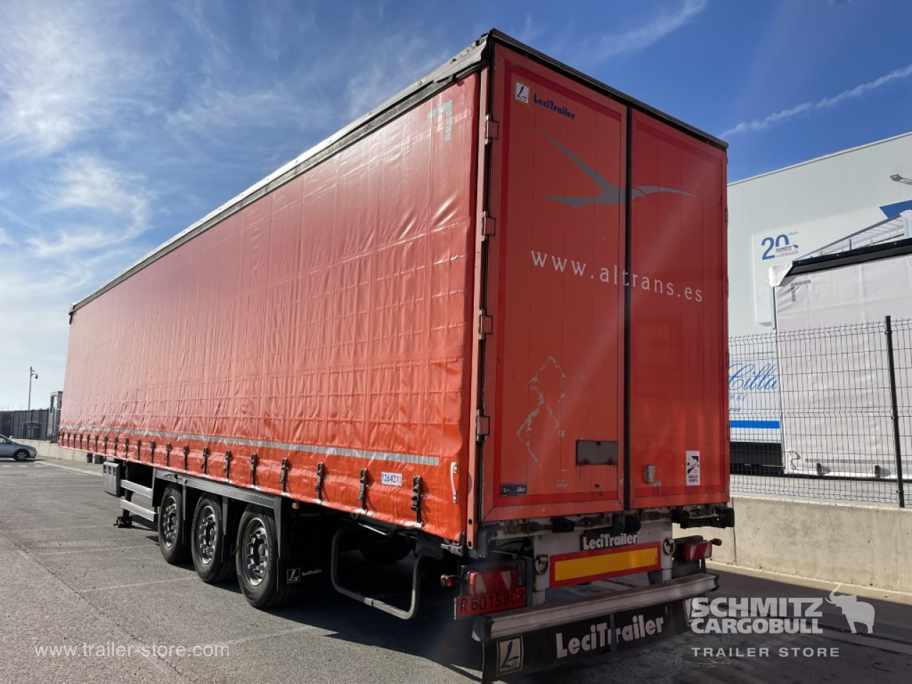 LECI TRAILER Semiremolque Lona Standard - الخيمة نصف مقطورة: صور 4 LECI TRAILER Semiremolque Lona Standard - الخيمة نصف مقطورة: صور 4