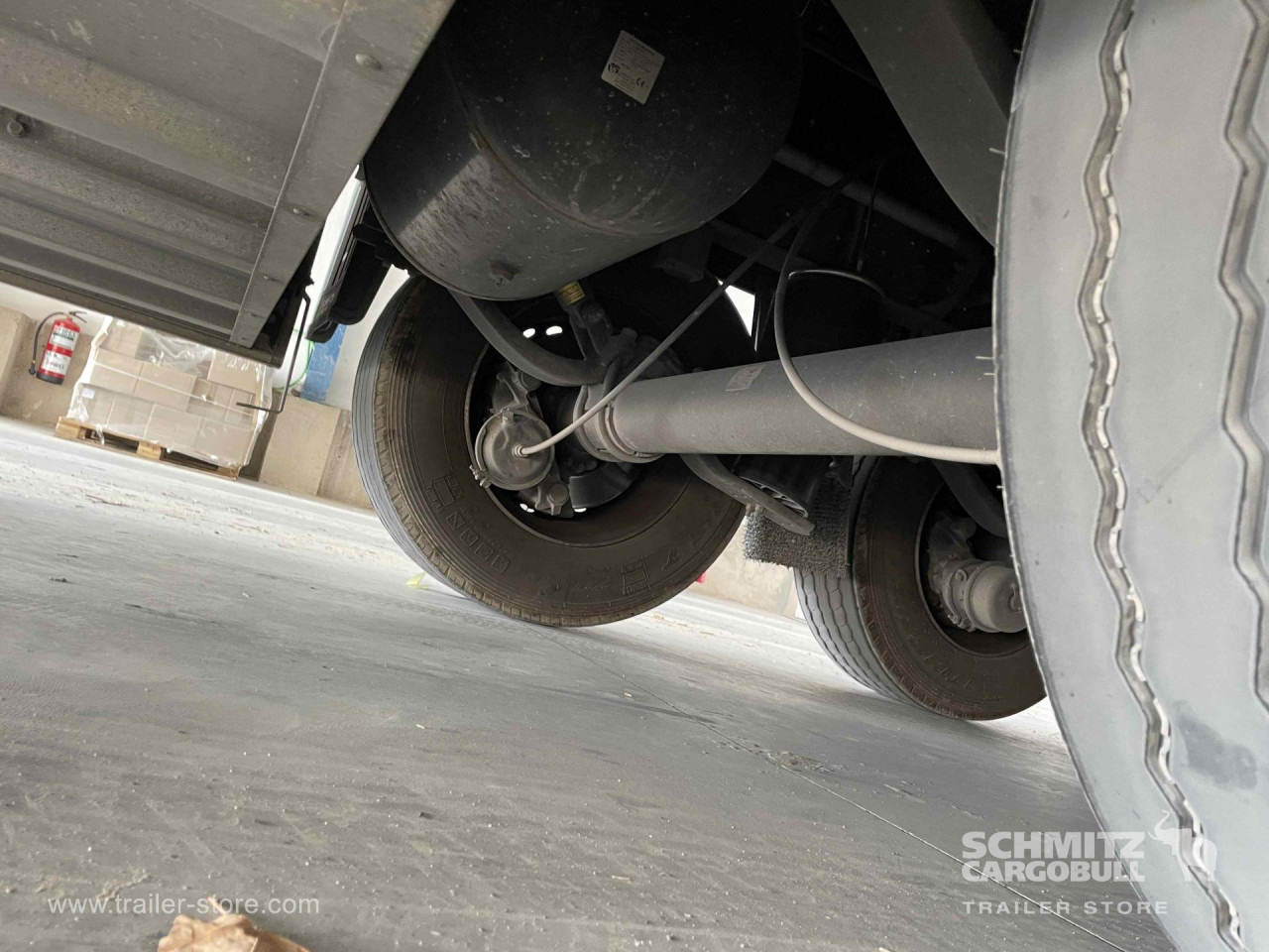 SCHMITZ Semiremolque Frigo Multitemperatura - متساوي نصف مقطورة: صور 3 SCHMITZ Semiremolque Frigo Multitemperatura - متساوي نصف مقطورة: صور 3