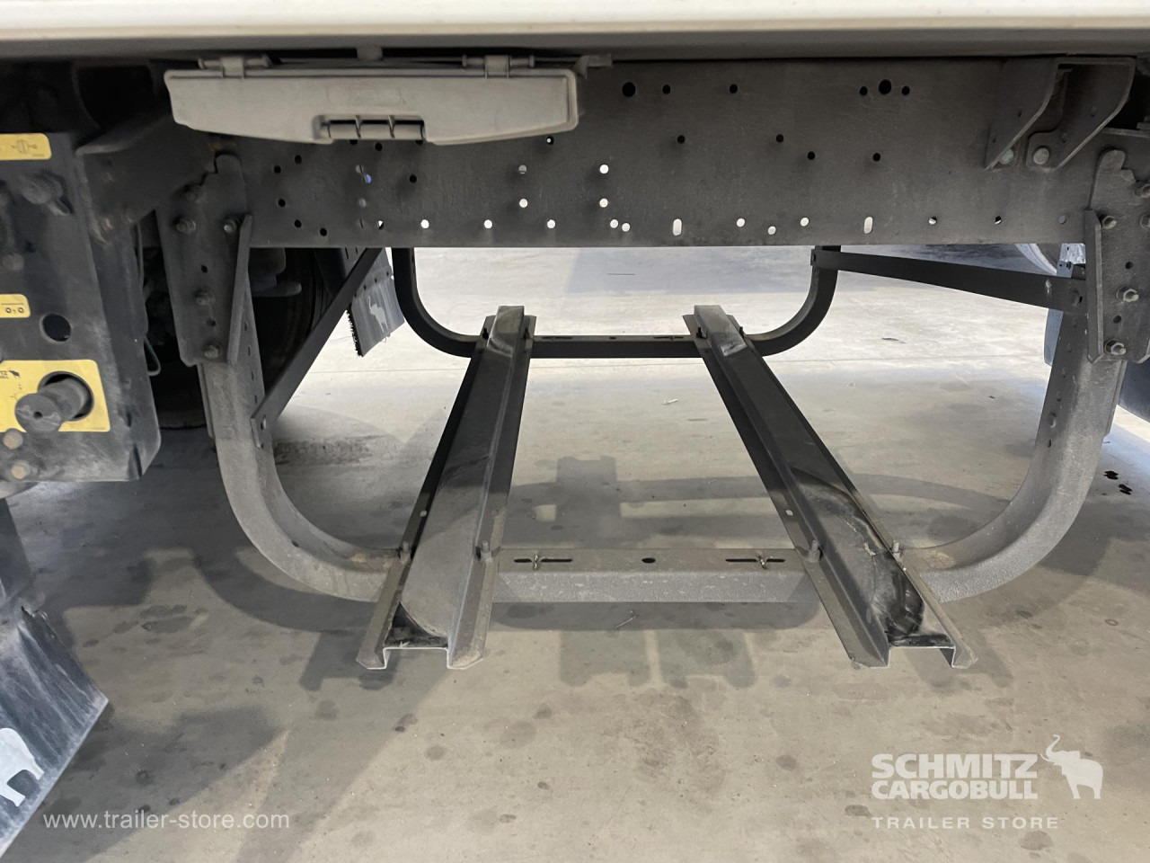 SCHMITZ Semiremolque Frigo Standard - متساوي نصف مقطورة: صور 2 SCHMITZ Semiremolque Frigo Standard - متساوي نصف مقطورة: صور 2