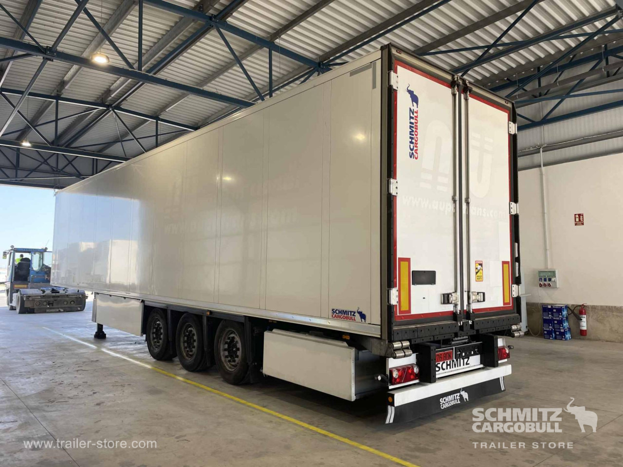 SCHMITZ Semiremolque Frigo Standard - متساوي نصف مقطورة: صور 3 SCHMITZ Semiremolque Frigo Standard - متساوي نصف مقطورة: صور 3
