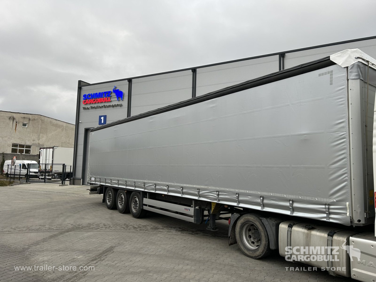 SCHMITZ Curtainsider Standard - الخيمة نصف مقطورة: صور 1 SCHMITZ Curtainsider Standard - الخيمة نصف مقطورة: صور 1