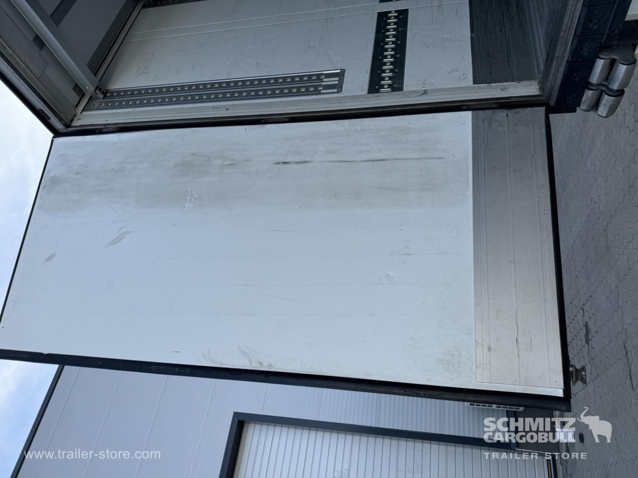 SCHMITZ Reefer Standard Double deck - متساوي نصف مقطورة: صور 4 SCHMITZ Reefer Standard Double deck - متساوي نصف مقطورة: صور 4