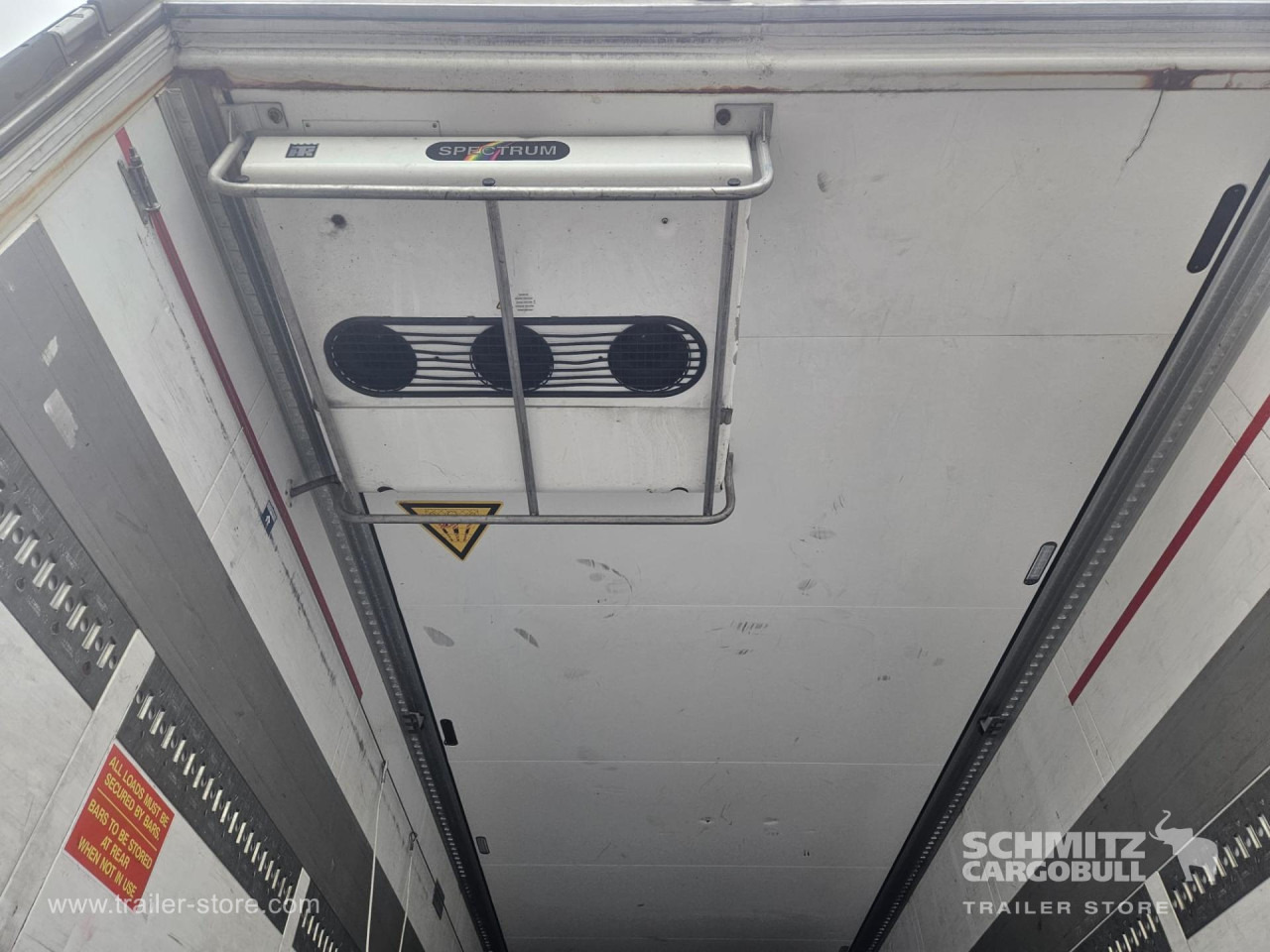 SCHMITZ Reefer Multitemp - متساوي نصف مقطورة: صور 3 SCHMITZ Reefer Multitemp - متساوي نصف مقطورة: صور 3