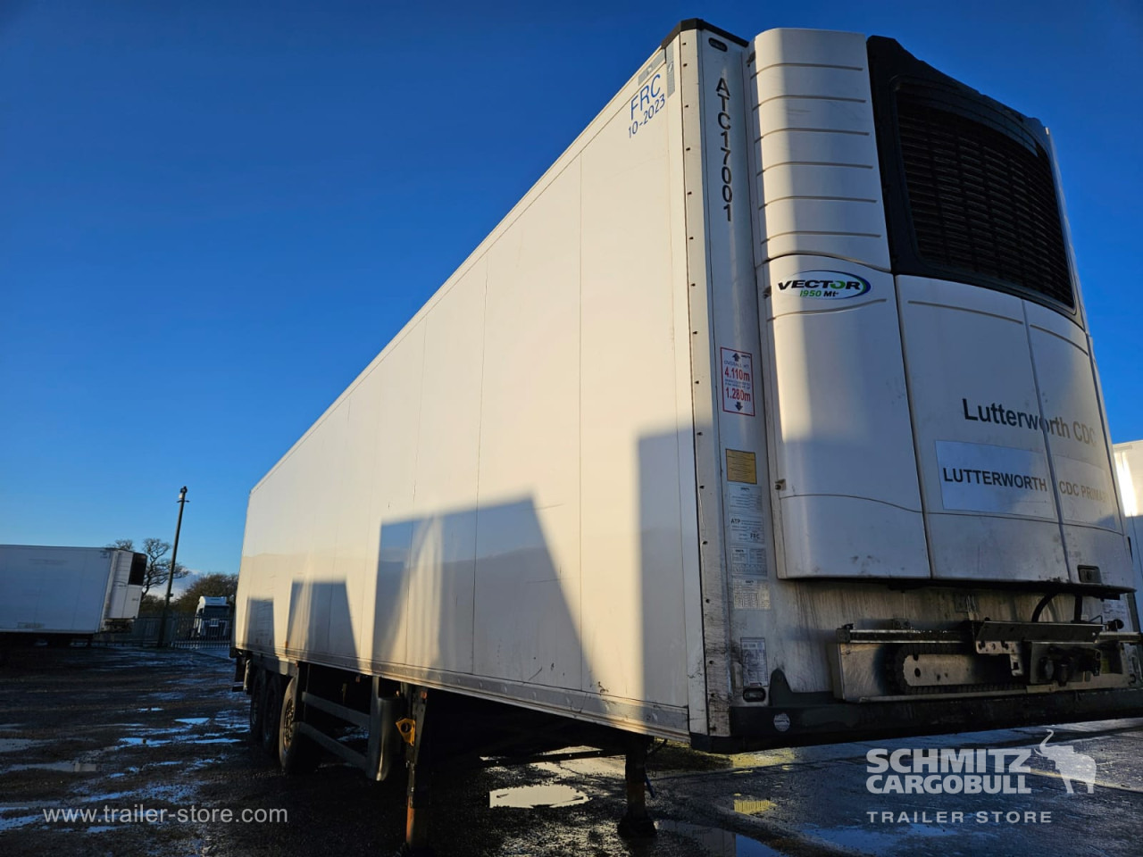 SCHMITZ Reefer Multitemp - متساوي نصف مقطورة: صور 1 SCHMITZ Reefer Multitemp - متساوي نصف مقطورة: صور 1