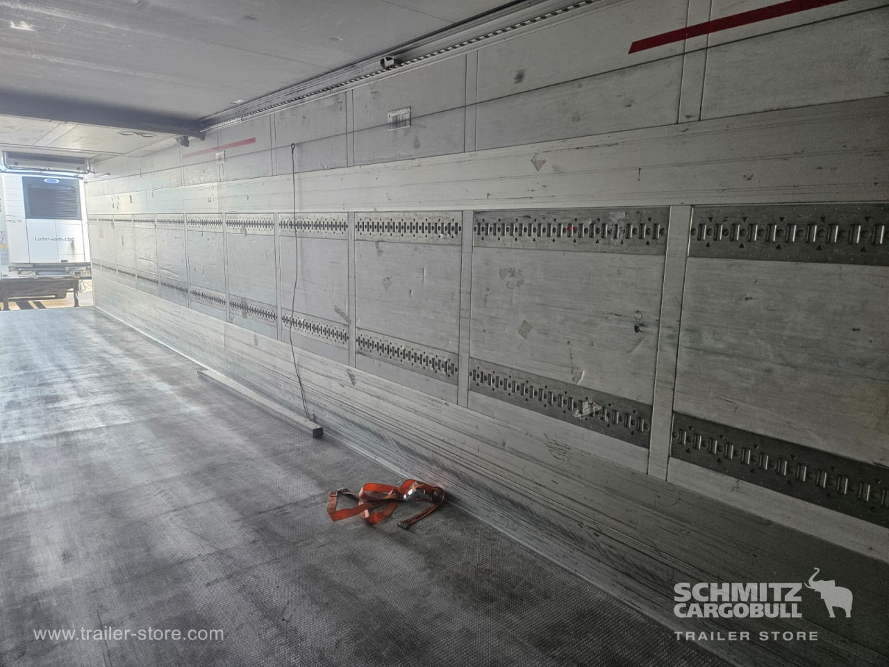 SCHMITZ Reefer Multitemp - متساوي نصف مقطورة: صور 3 SCHMITZ Reefer Multitemp - متساوي نصف مقطورة: صور 3
