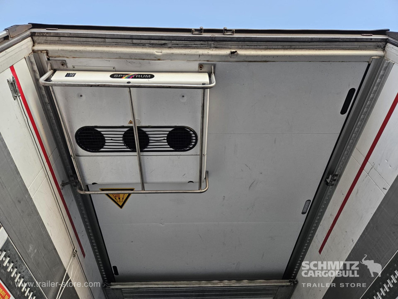 SCHMITZ Reefer Multitemp - متساوي نصف مقطورة: صور 5 SCHMITZ Reefer Multitemp - متساوي نصف مقطورة: صور 5