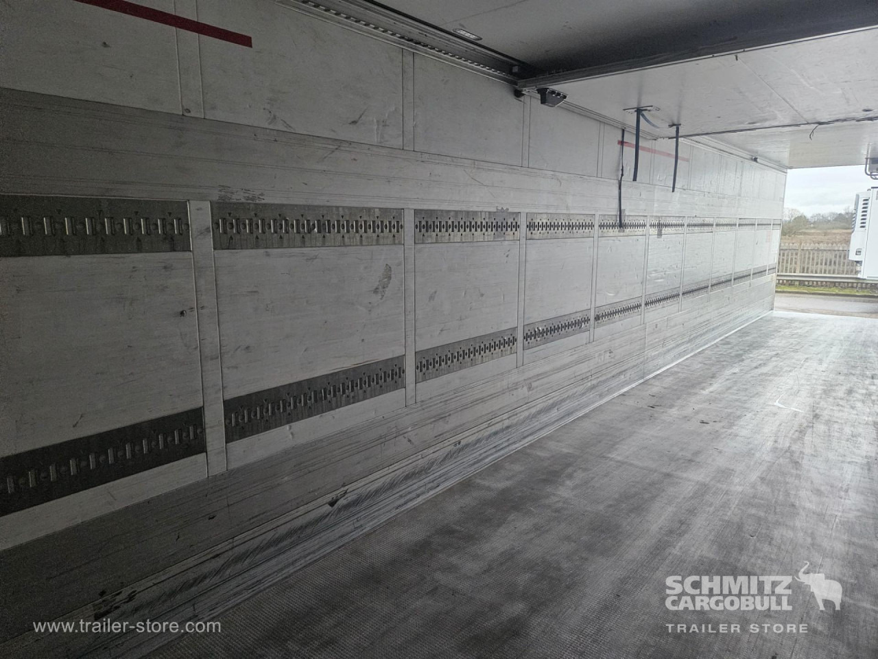 SCHMITZ Reefer Multitemp - متساوي نصف مقطورة: صور 5 SCHMITZ Reefer Multitemp - متساوي نصف مقطورة: صور 5