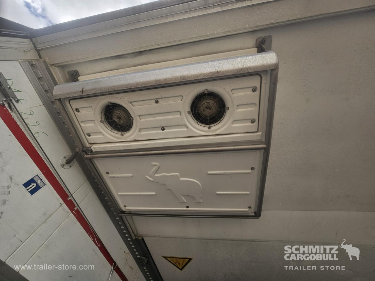 SCHMITZ Reefer Multitemp - متساوي نصف مقطورة: صور 5 SCHMITZ Reefer Multitemp - متساوي نصف مقطورة: صور 5