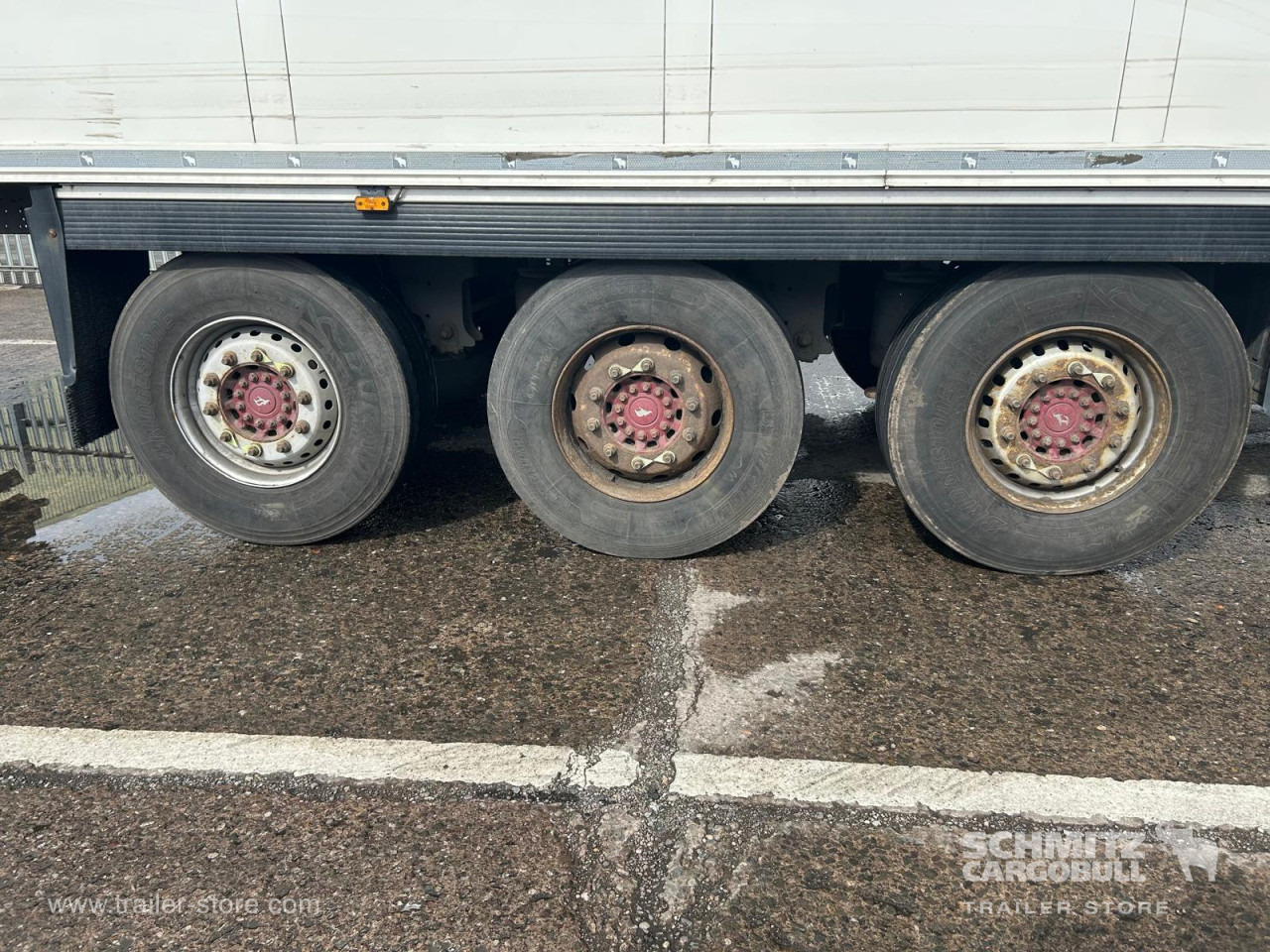 SCHMITZ Reefer Multitemp - متساوي نصف مقطورة: صور 3 SCHMITZ Reefer Multitemp - متساوي نصف مقطورة: صور 3