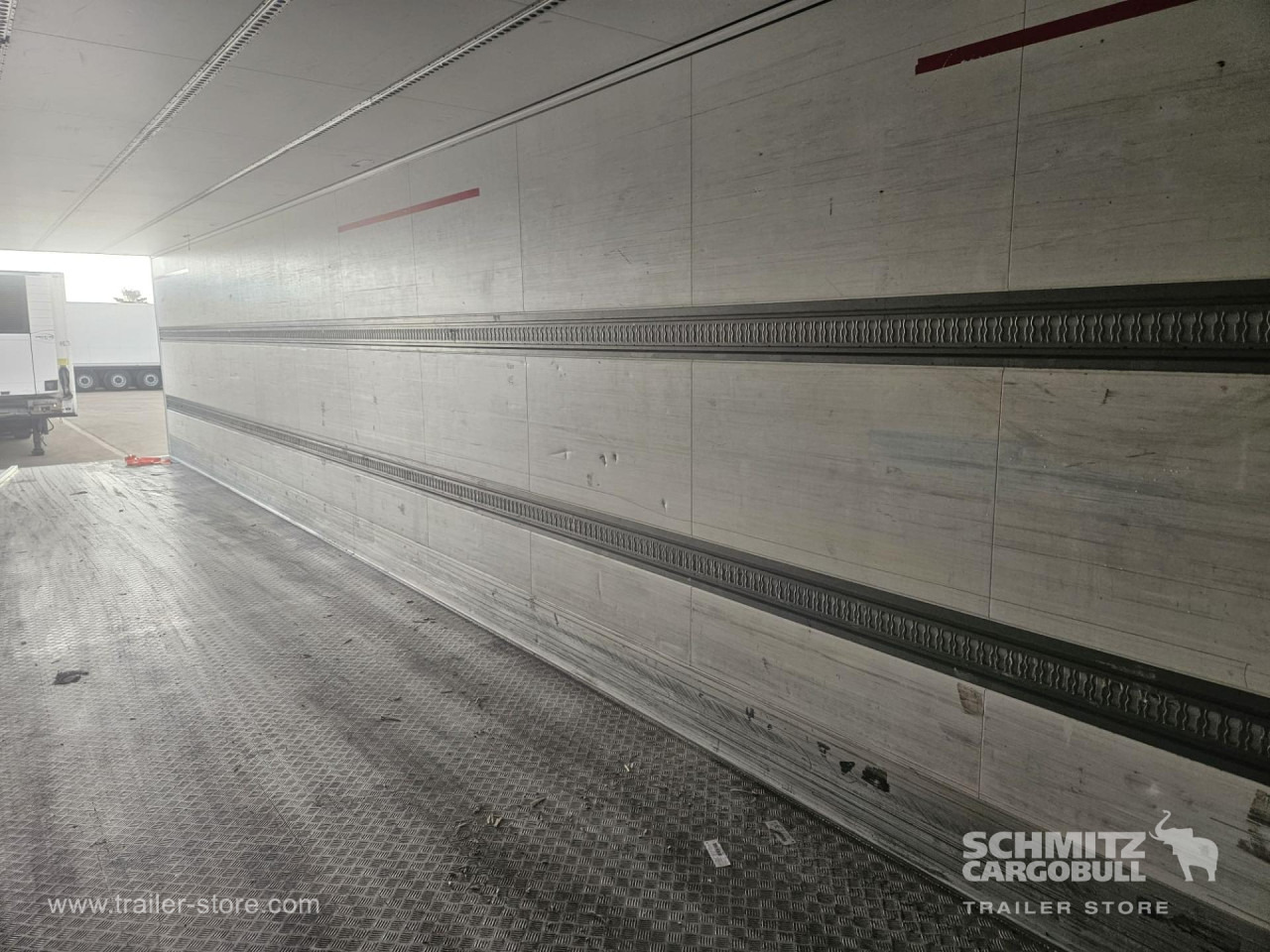 SCHMITZ Reefer Standard - متساوي نصف مقطورة: صور 4 SCHMITZ Reefer Standard - متساوي نصف مقطورة: صور 4
