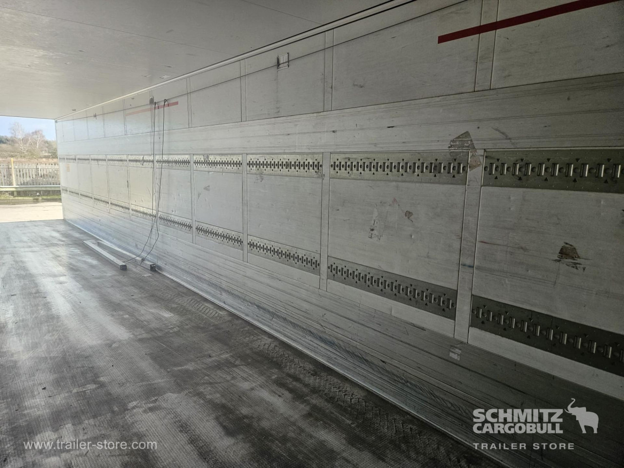 SCHMITZ Reefer Standard - متساوي نصف مقطورة: صور 4 SCHMITZ Reefer Standard - متساوي نصف مقطورة: صور 4