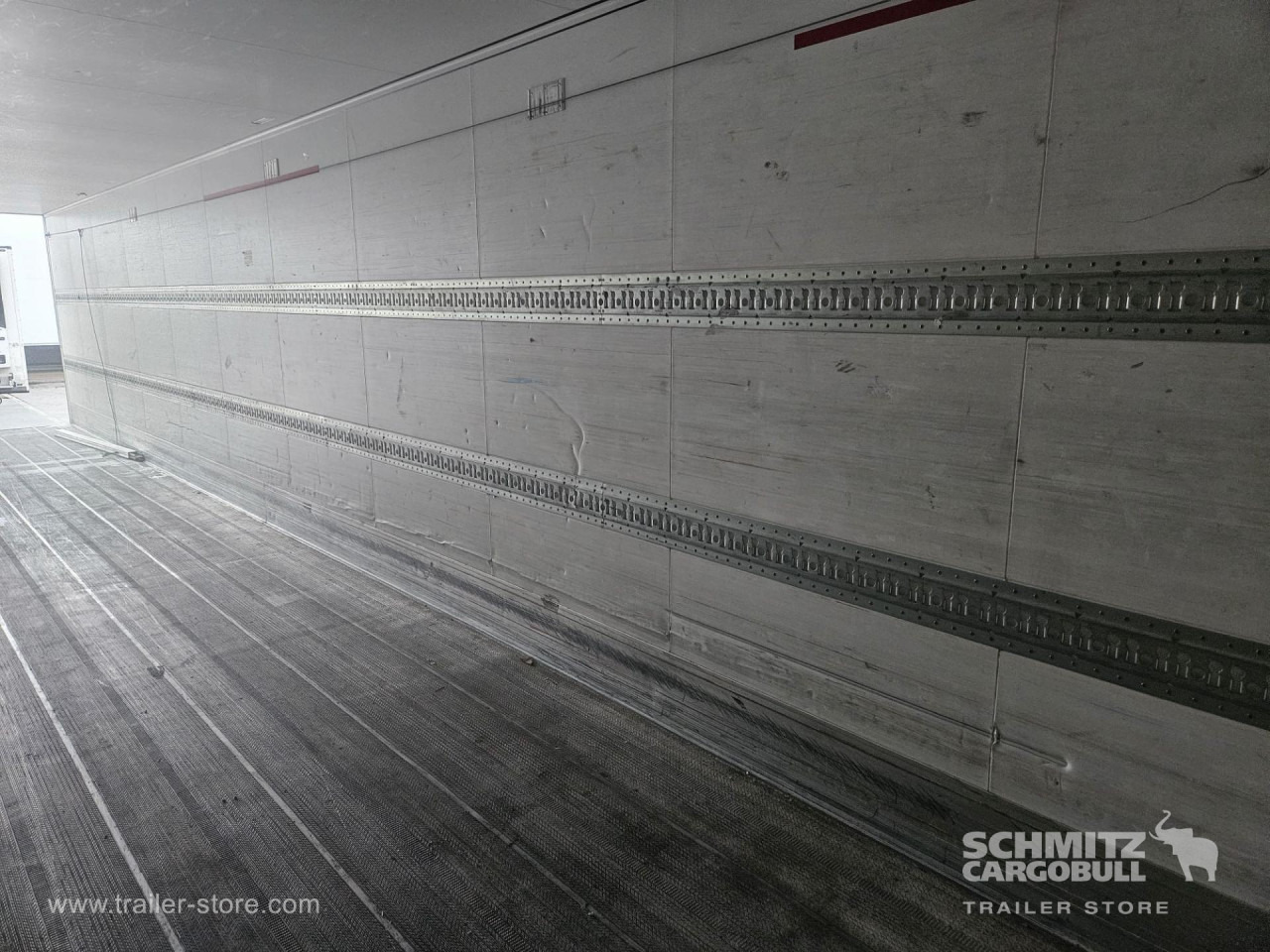 SCHMITZ Reefer Standard - متساوي نصف مقطورة: صور 3 SCHMITZ Reefer Standard - متساوي نصف مقطورة: صور 3