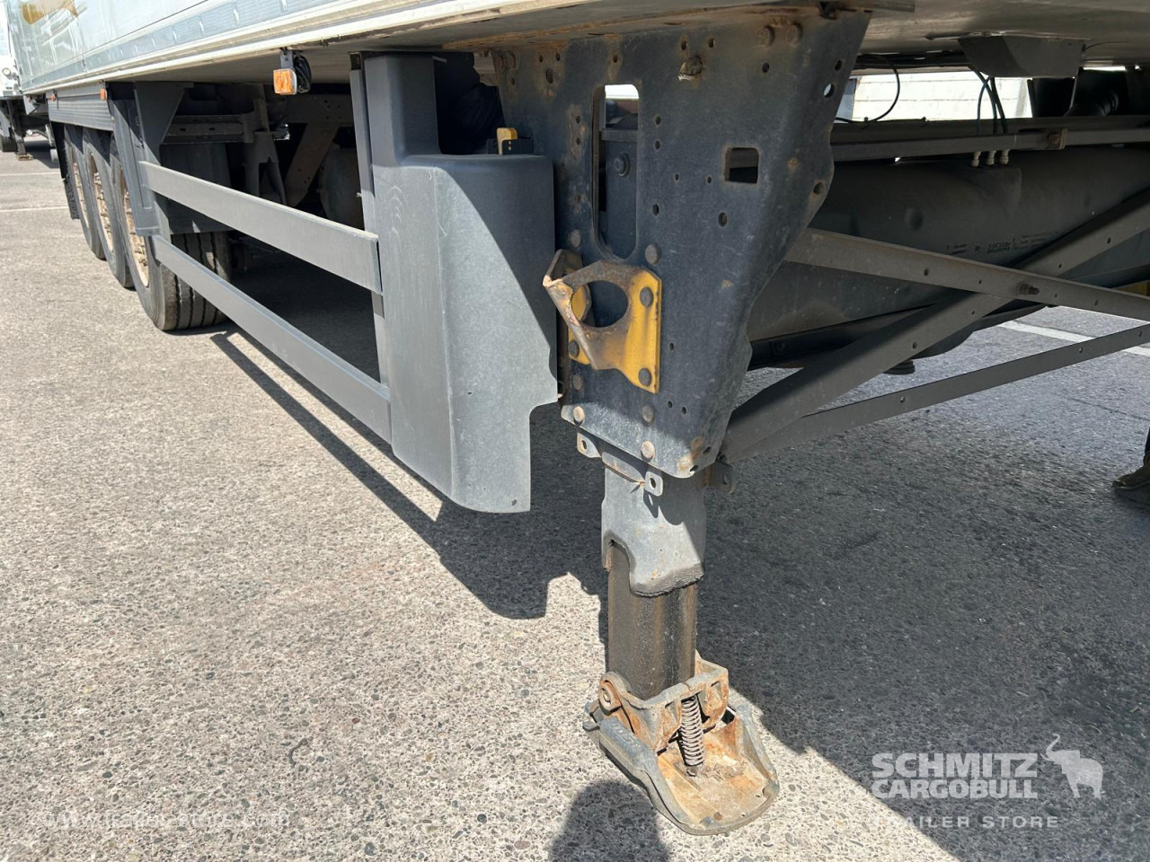 SCHMITZ Reefer Standard - متساوي نصف مقطورة: صور 2 SCHMITZ Reefer Standard - متساوي نصف مقطورة: صور 2