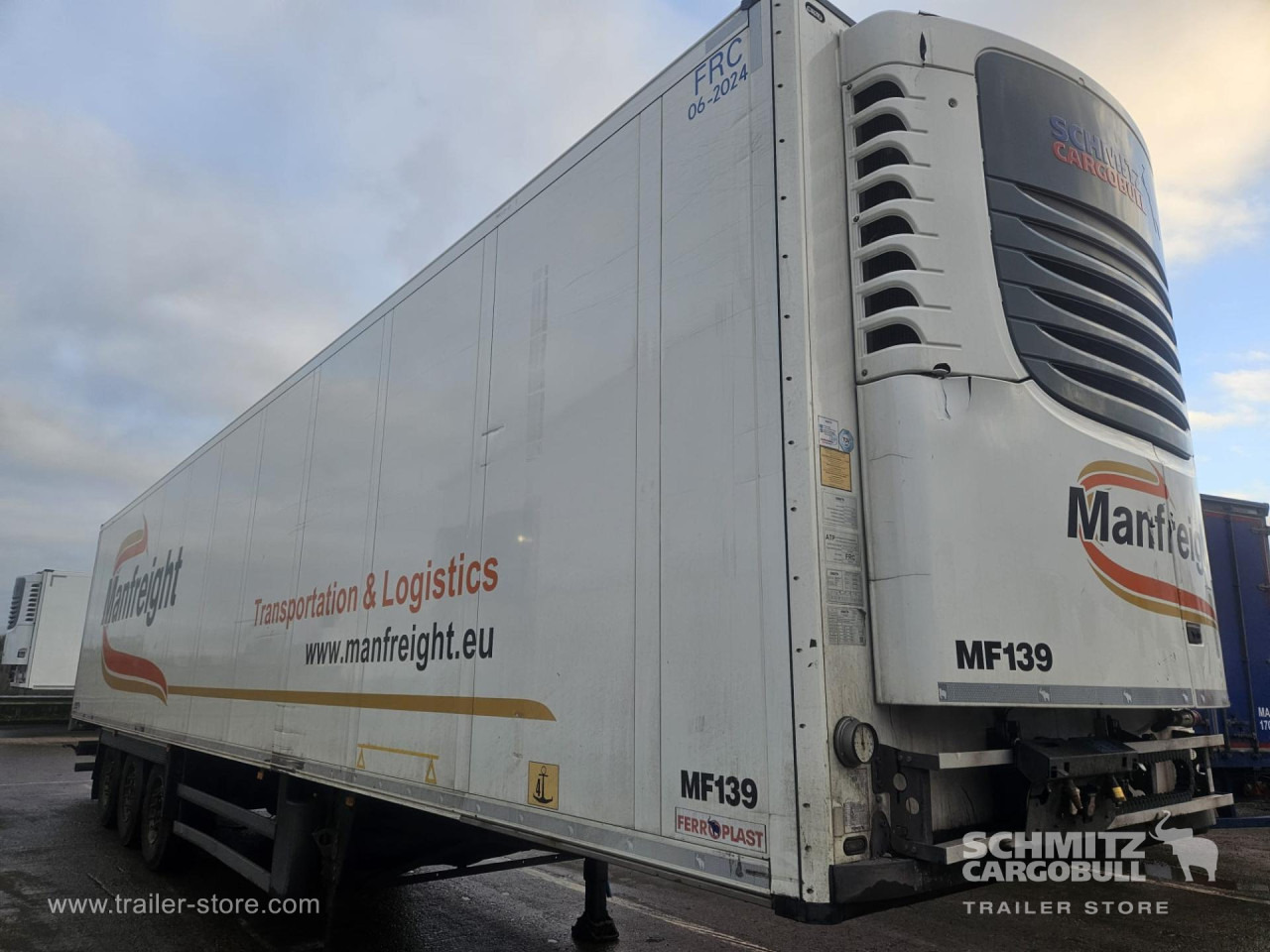 SCHMITZ Reefer Standard - متساوي نصف مقطورة: صور 1 SCHMITZ Reefer Standard - متساوي نصف مقطورة: صور 1