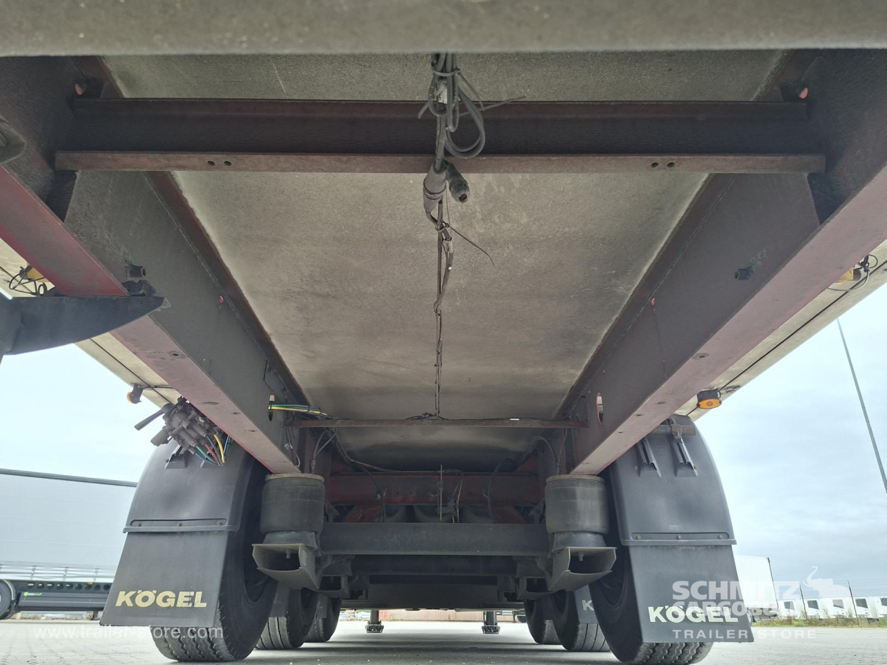 KOEGEL Reefer Standard - متساوي نصف مقطورة: صور 3 KOEGEL Reefer Standard - متساوي نصف مقطورة: صور 3