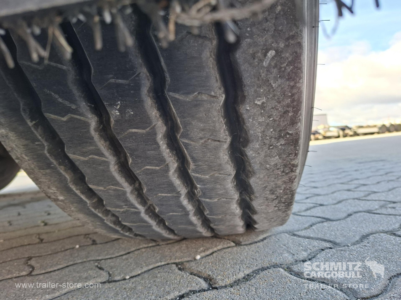 SCHMITZ Mélyhűtő koffer Multitemp - متساوي نصف مقطورة: صور 2 SCHMITZ Mélyhűtő koffer Multitemp - متساوي نصف مقطورة: صور 2