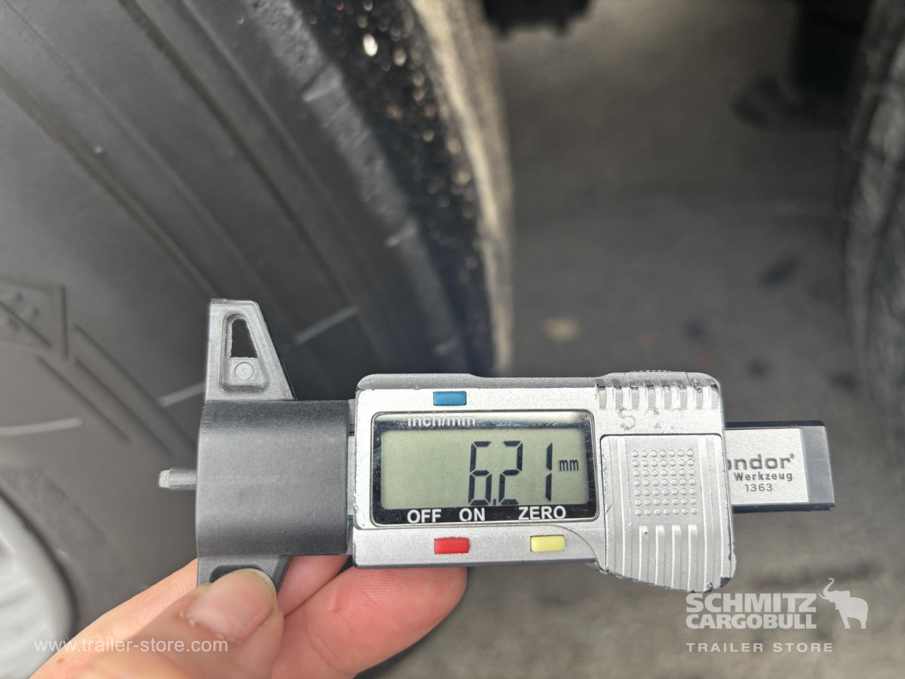 SCHMITZ Curtainsider Standard - الخيمة نصف مقطورة: صور 3 SCHMITZ Curtainsider Standard - الخيمة نصف مقطورة: صور 3