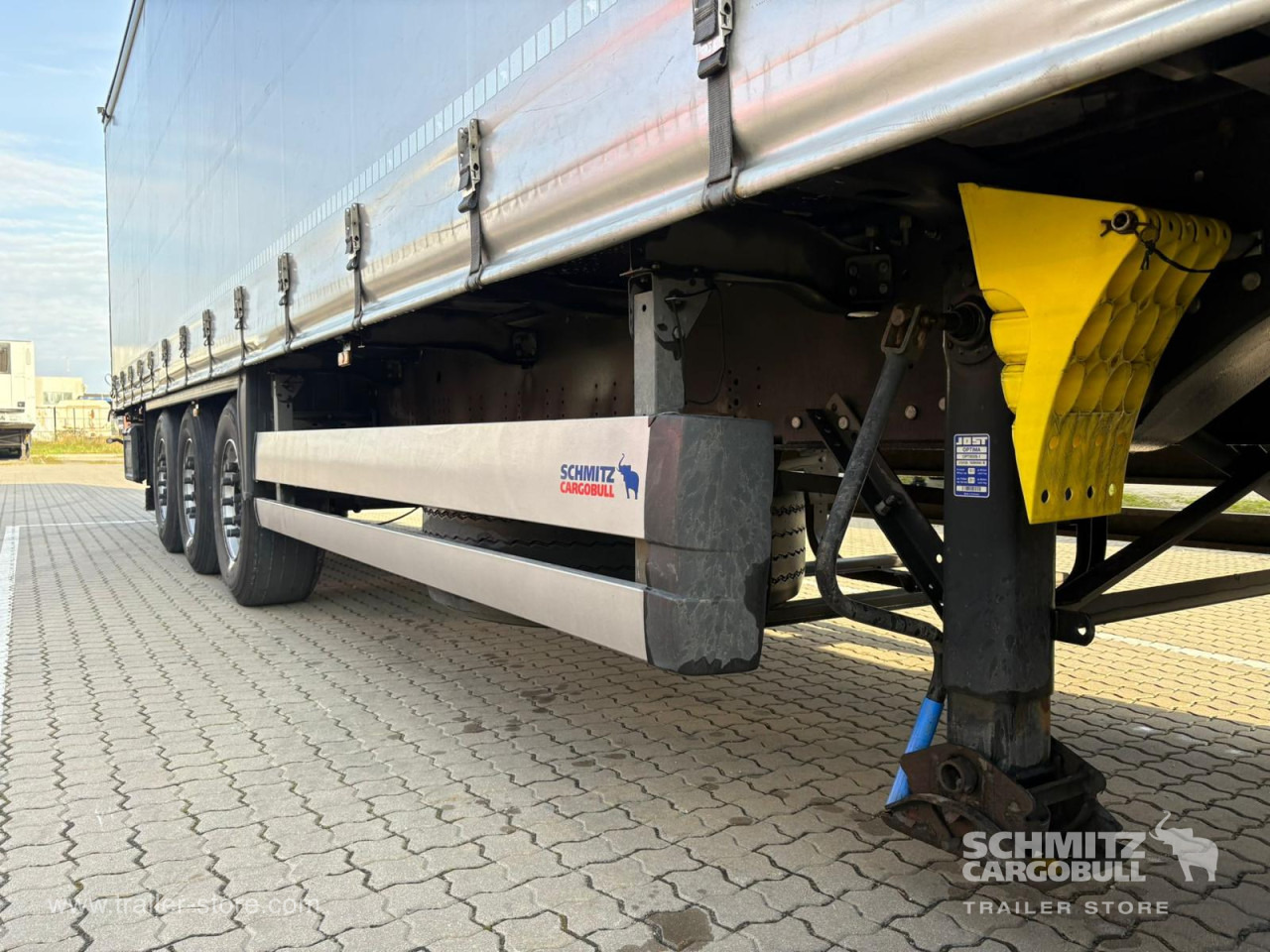 SCHMITZ Curtainsider Standard - الخيمة نصف مقطورة: صور 4 SCHMITZ Curtainsider Standard - الخيمة نصف مقطورة: صور 4