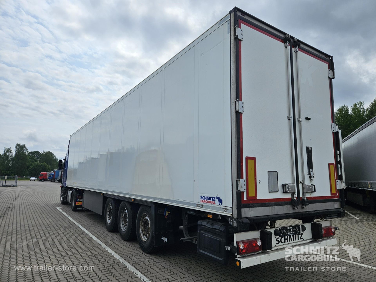SCHMITZ Reefer Standard Double deck - متساوي نصف مقطورة: صور 2 SCHMITZ Reefer Standard Double deck - متساوي نصف مقطورة: صور 2