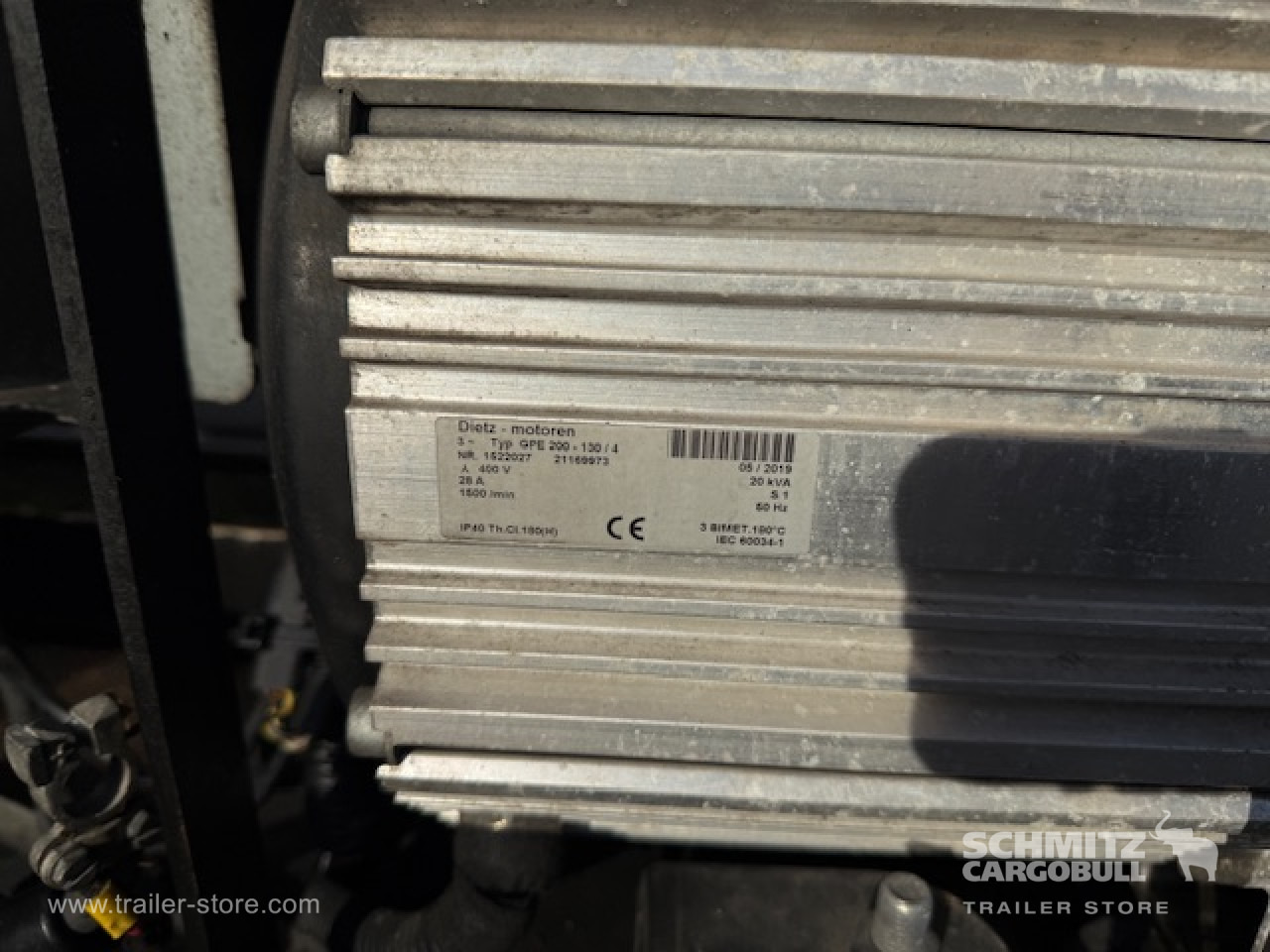 SCHMITZ Aanhangwagen - متساوي نصف مقطورة: صور 3 SCHMITZ Aanhangwagen - متساوي نصف مقطورة: صور 3