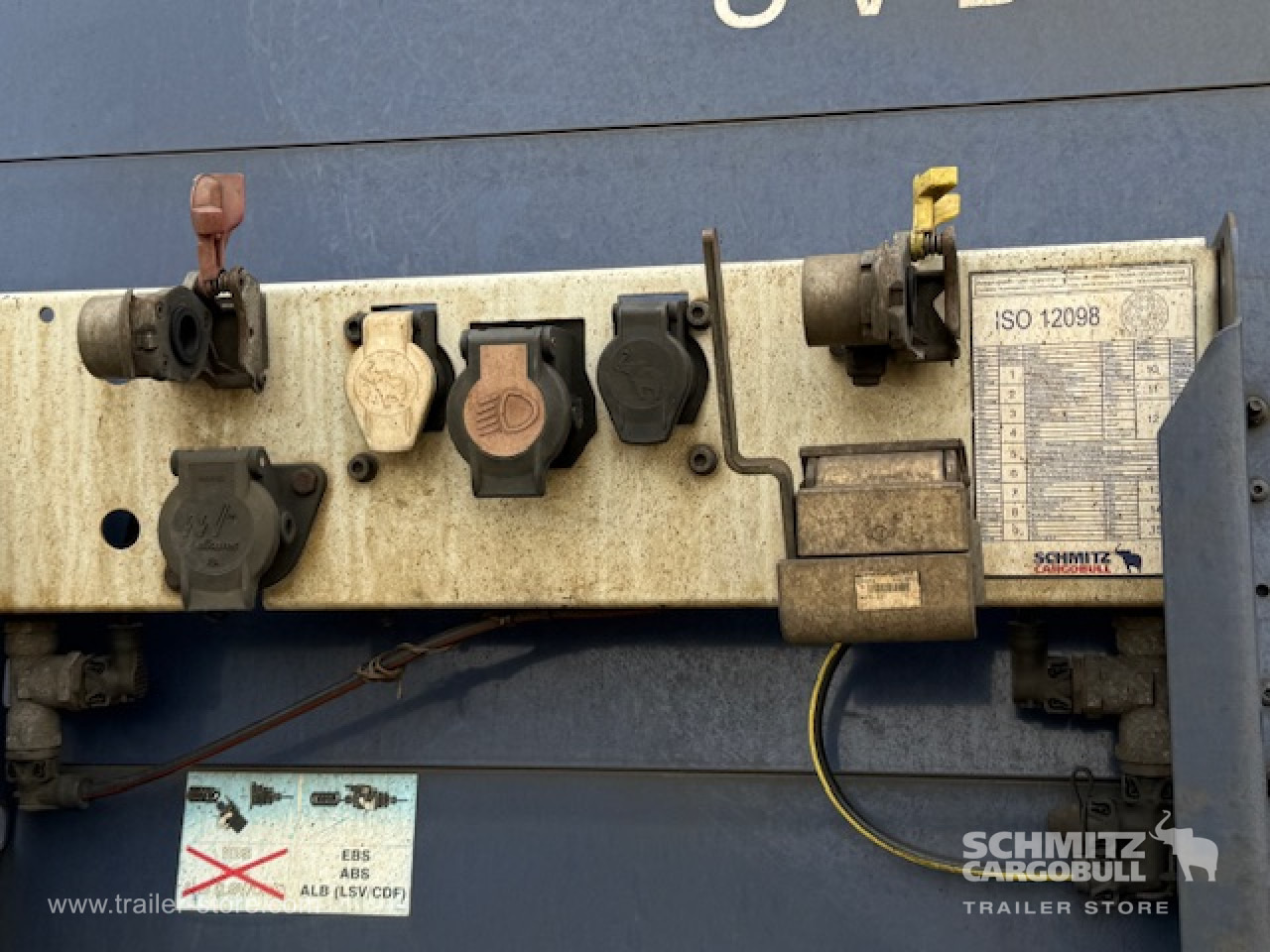 SCHMITZ Oplegger Schuifzeil Mega - الخيمة نصف مقطورة: صور 3 SCHMITZ Oplegger Schuifzeil Mega - الخيمة نصف مقطورة: صور 3