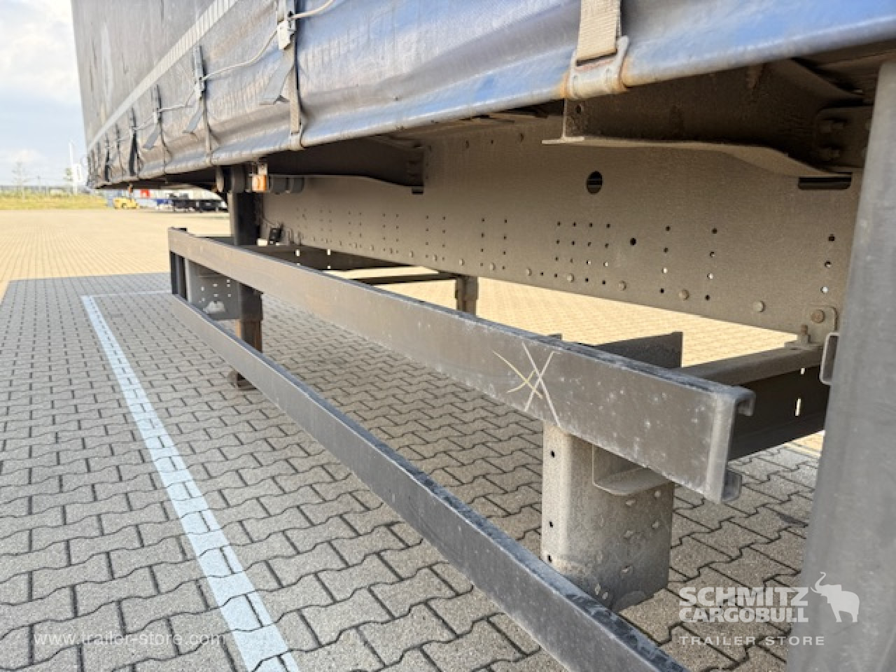 SCHMITZ Oplegger Schuifzeil Standard - الخيمة نصف مقطورة: صور 2 SCHMITZ Oplegger Schuifzeil Standard - الخيمة نصف مقطورة: صور 2