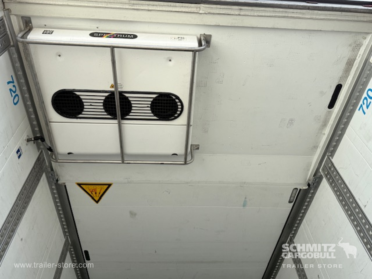 SCHMITZ Oplegger Vries Multitemp Double deck - متساوي نصف مقطورة: صور 4 SCHMITZ Oplegger Vries Multitemp Double deck - متساوي نصف مقطورة: صور 4