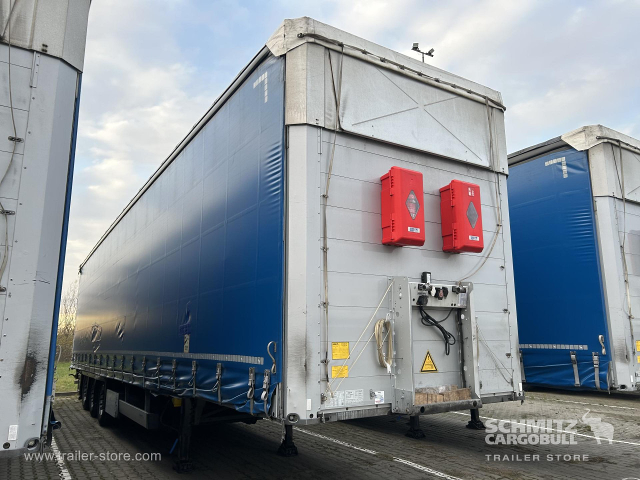 SCHMITZ Curtainsider Mega - الخيمة نصف مقطورة: صور 1 SCHMITZ Curtainsider Mega - الخيمة نصف مقطورة: صور 1