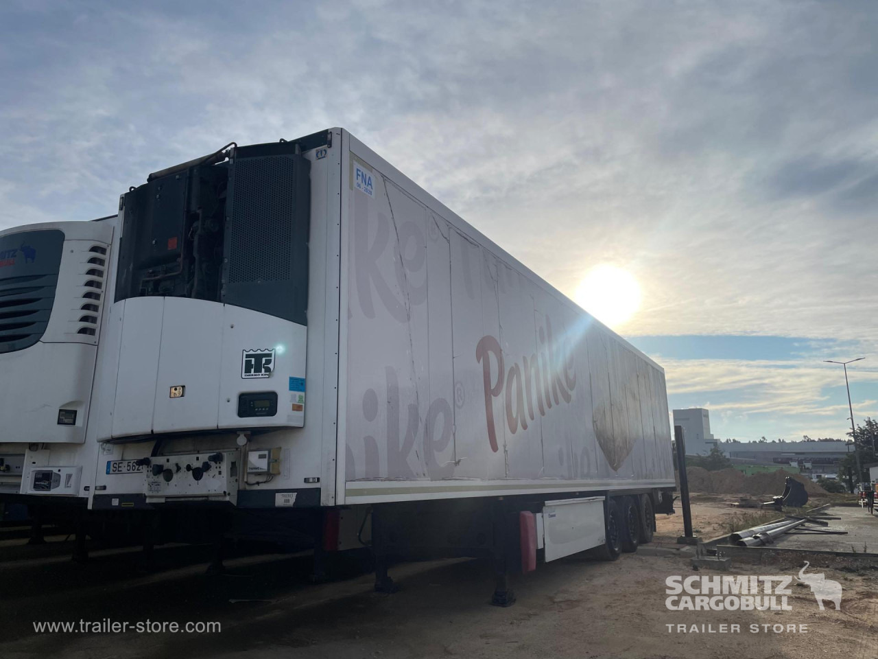 KRONE Reefer Standard - متساوي نصف مقطورة: صور 1 KRONE Reefer Standard - متساوي نصف مقطورة: صور 1