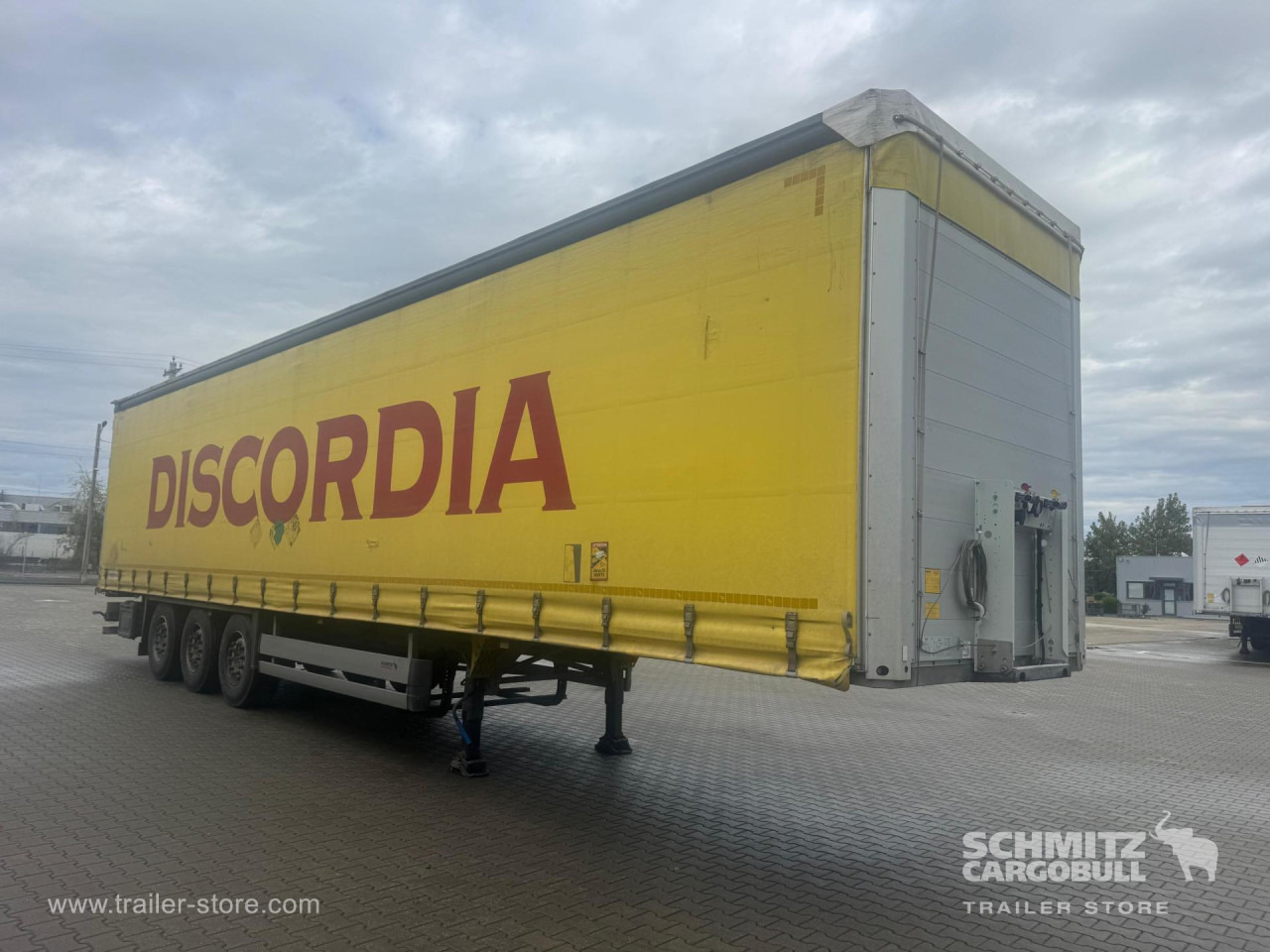 SCHMITZ Curtainsider Standard - الخيمة نصف مقطورة: صور 1 SCHMITZ Curtainsider Standard - الخيمة نصف مقطورة: صور 1