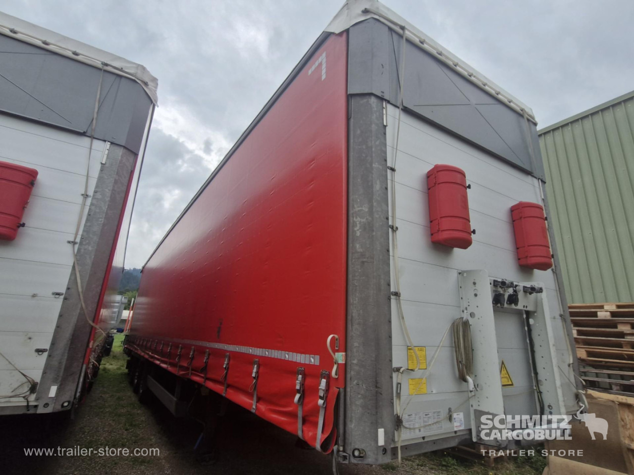 SCHMITZ Curtainsider Varios - الخيمة نصف مقطورة: صور 1 SCHMITZ Curtainsider Varios - الخيمة نصف مقطورة: صور 1