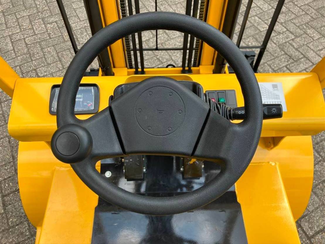 Eurotrac AGRI 12 - رافعة شوكية: صور 4 Eurotrac AGRI 12 - رافعة شوكية: صور 4